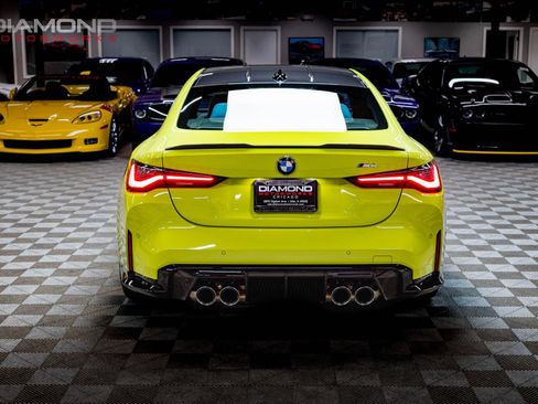 Used 2021 BMW M4 Coupe w/ M Carbon Exterior Package image 28