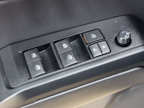 Used 2023 Toyota Tacoma SR image 16