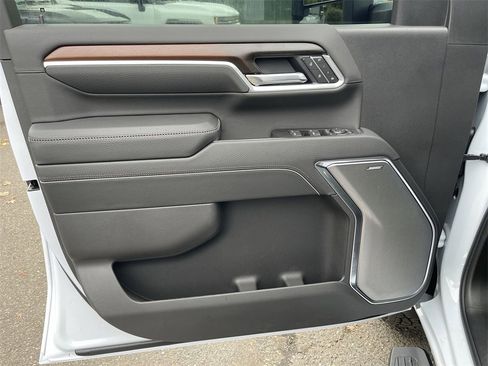 New 2026 GMC Sierra 3500 Denali w/ Denali Reserve Package image 23