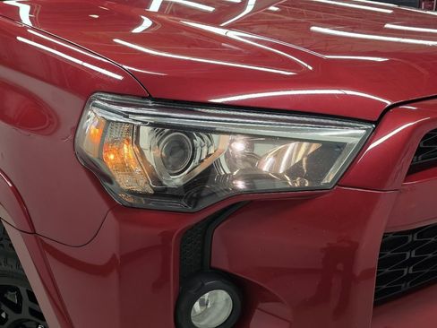 Used 2019 Toyota 4Runner SR5 Premium image 45