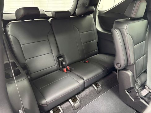 New 2026 Chevrolet Traverse Z71 image 13
