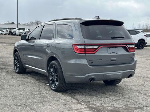 Used 2023 Dodge Durango GT image 3