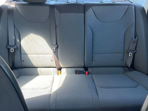 Used 2025 Kia K4 FWD image 36