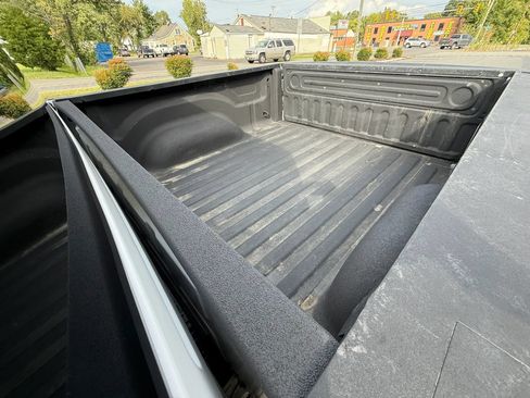 Used 2021 RAM 1500 Tradesman w/ Trailer Tow Group AWD/4WD image 5