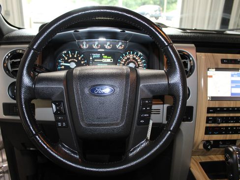 Used 2011 Ford F150 Lariat w/ Lariat Chrome Pkg RWD image 10