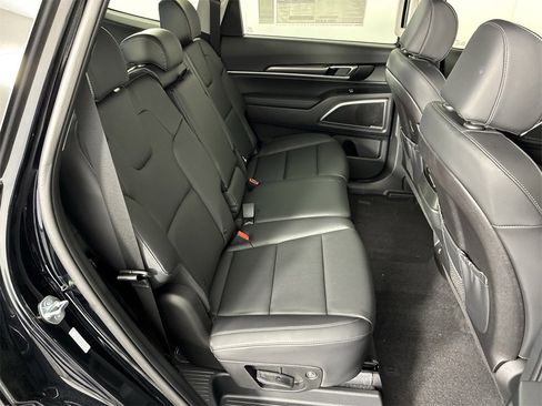 New 2025 Kia Telluride LX image 32