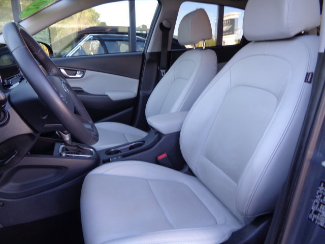 Used 2023 Hyundai Kona Limited AWD/4WD image 10