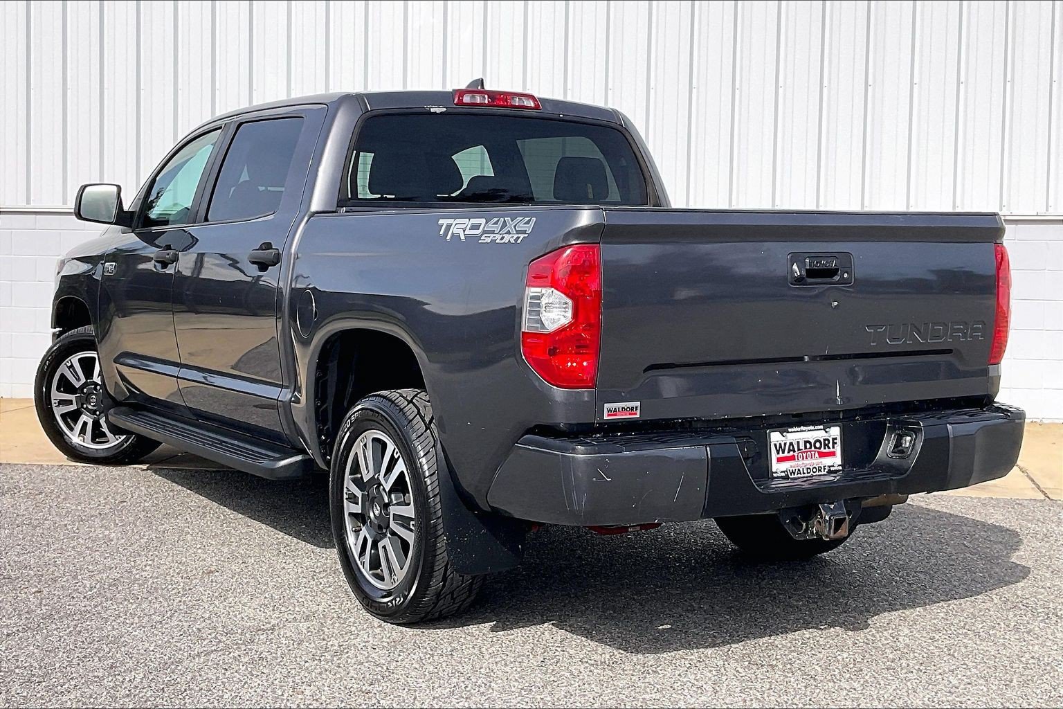 Used 2020 Toyota Tundra SR5 w/ TRD Sport Package AWD/4WD image 15