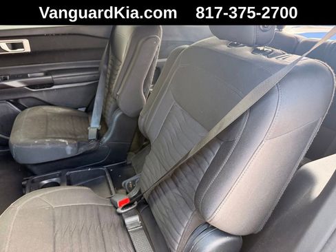 Used 2020 Ford Explorer XLT RWD image 25