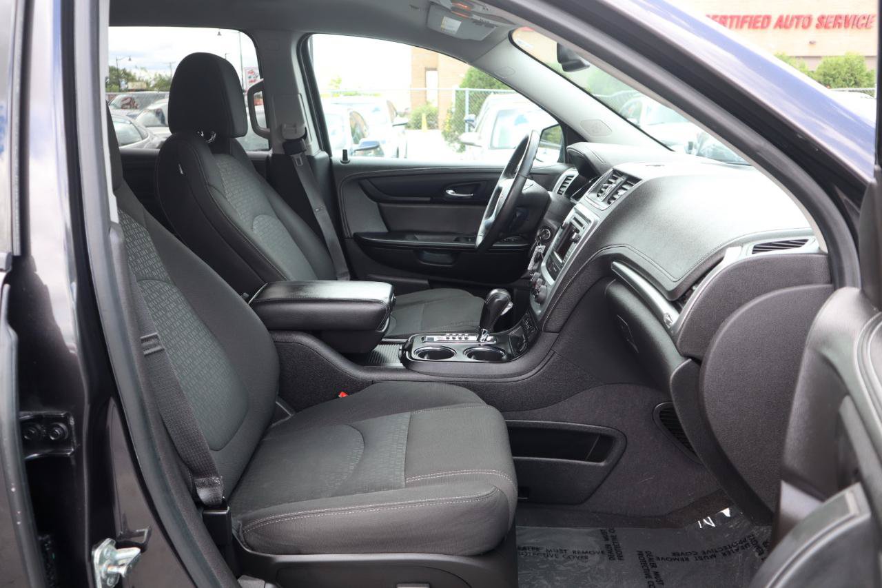 Used 2015 GMC Acadia SLE FWD image 9