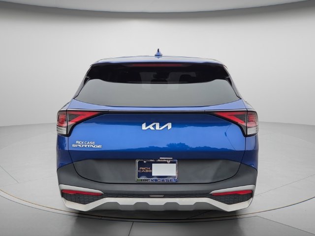 Used 2023 Kia Sportage EX FWD image 5