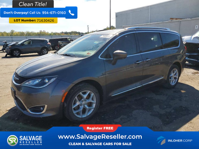 Used 2017 Chrysler Pacifica Touring-L Plus w/ Advanced Safetytec Group FWD image 1