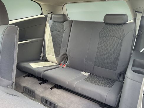 Used 2014 Chevrolet Traverse LS w/ LPO, 'HIT The Road' Package FWD image 16