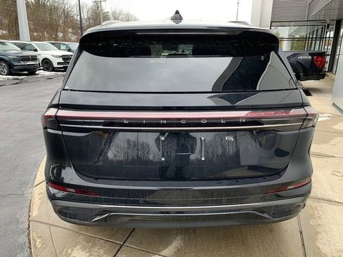 New 2026 Lincoln Nautilus Reserve w/ Jet Appearance Package image 11