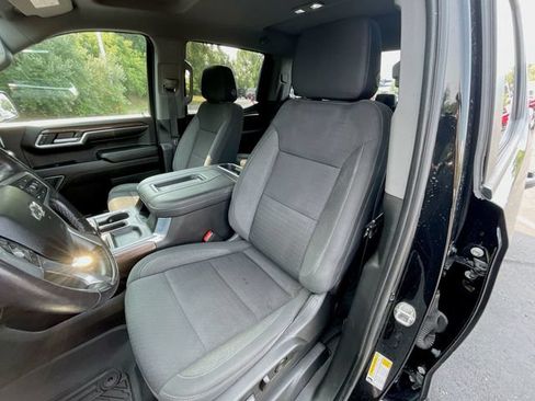 Used 2022 Chevrolet Silverado 1500 RST AWD/4WD image 19