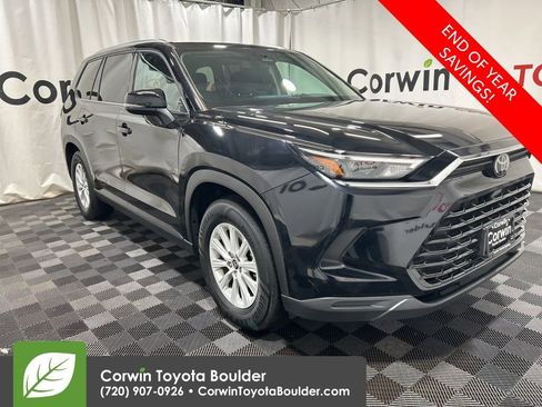Used 2025 Toyota Grand Highlander AWD image 1