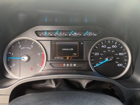 Used 2021 Ford F250 XLT w/ XLT Premium Package AWD/4WD image 33