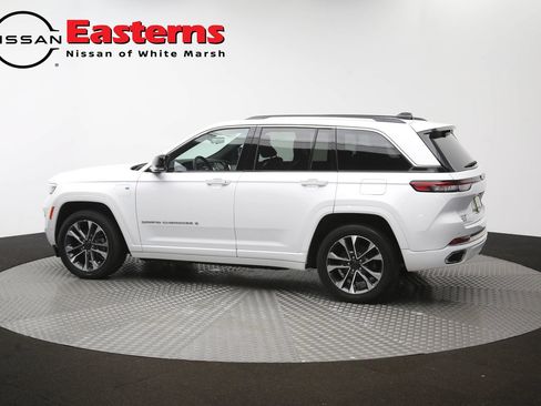 Used 2023 Jeep Grand Cherokee Overland w/ Advanced Protech Group III AWD/4WD image 66