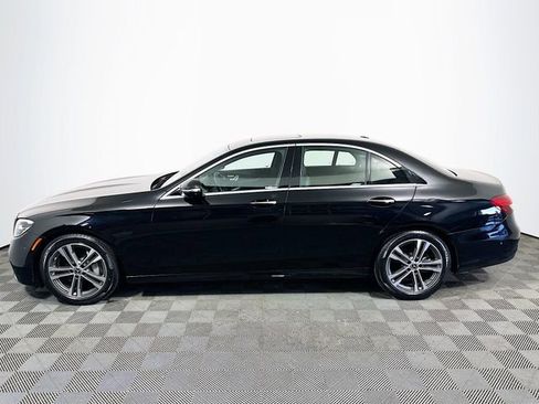Used 2022 Mercedes-Benz E 350 Sedan image 5