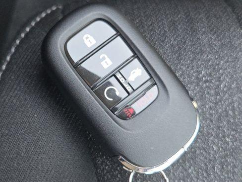 Certified 2023 Honda Accord EX image 33