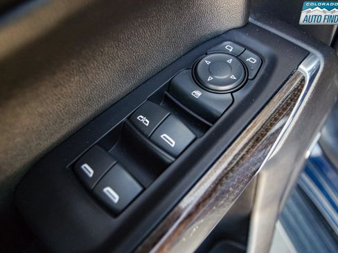 Used 2020 Chevrolet Silverado 1500 LT Trail Boss image 11