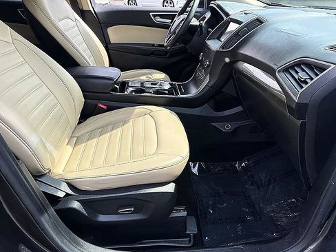 Used 2019 Ford Edge SEL w/ Equipment Group 201A FWD image 23
