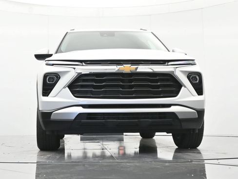 Used 2025 Chevrolet TrailBlazer LT FWD image 36