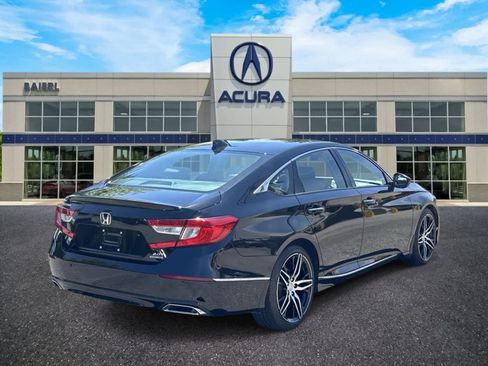 Used 2022 Honda Accord Touring image 5