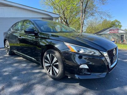Used 2019 Nissan Altima 2.5 SV