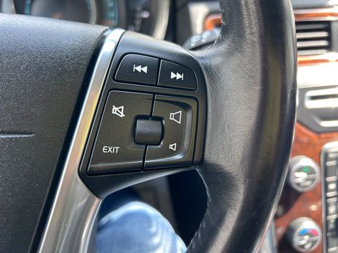 Used 2014 Volvo XC70 T6 image 42