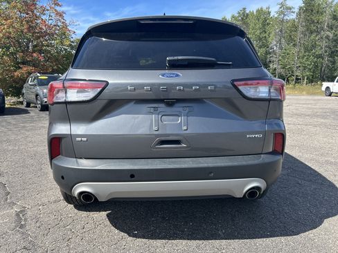 Used 2022 Ford Escape SE w/ Convenience Package AWD/4WD image 5