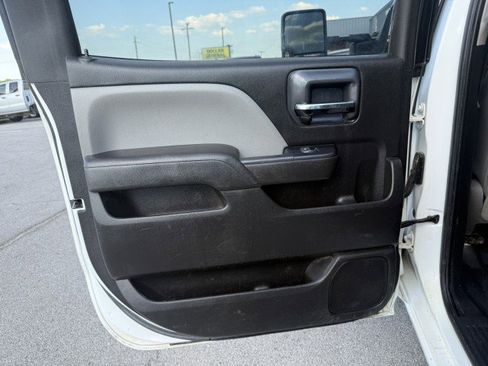 Used 2019 GMC Sierra 3500 4x4 Crew Cab w/ Sierra Convenience Package image 26