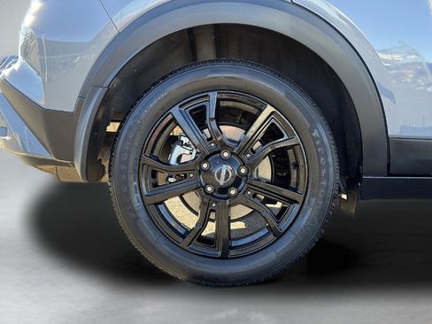 Used 2023 Nissan Kicks SR w/ SR Premium Package image 10