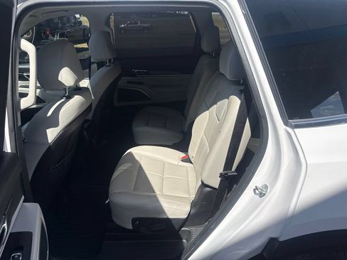 Used 2022 Kia Telluride EX w/ EX Premium Package FWD image 28