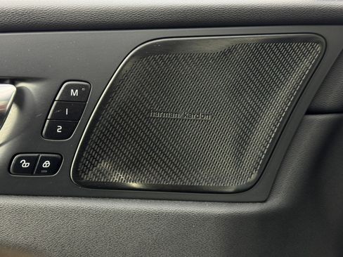 Used 2023 Volvo XC60 B5 Ultimate w/ Climate Package image 17