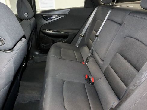 Used 2023 Chevrolet Malibu LT image 22