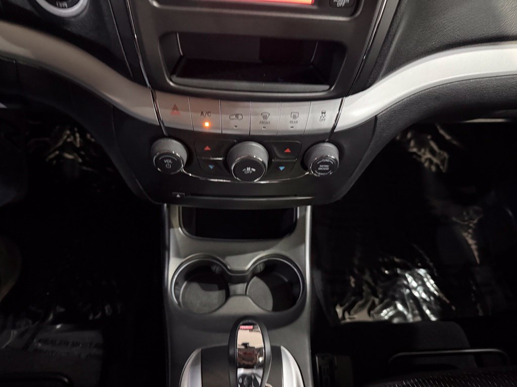 Used 2019 Dodge Journey SE w/ Connectivity Group FWD image 20