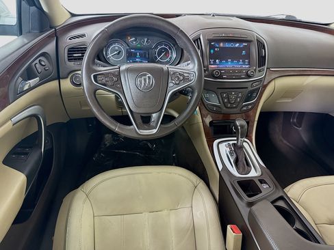 Used 2017 Buick Regal Sport Touring image 17