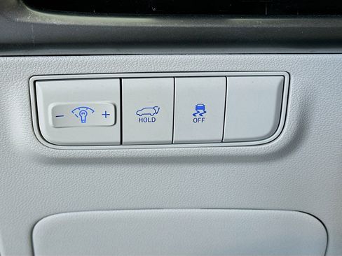 Used 2025 Hyundai Tucson SEL image 17