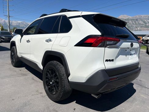 Used 2021 Toyota RAV4 Limited AWD/4WD image 8