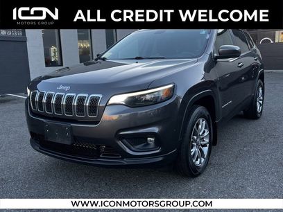 Used 2019 Jeep Cherokee Latitude Plus w/ Cold Weather Group
