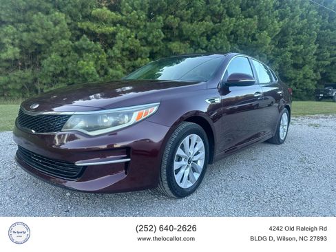 Used 2017 Kia Optima LX w/ Option Group 014 image 1