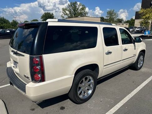 Used 2013 GMC Yukon XL Denali AWD/4WD image 3