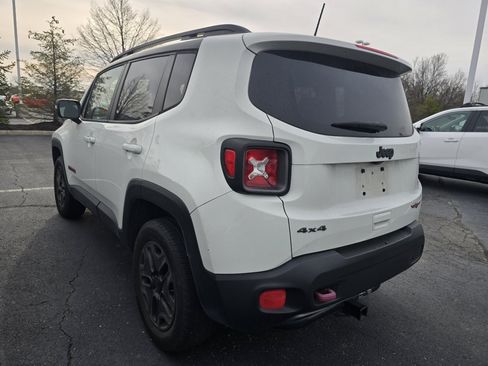 Used 2018 Jeep Renegade Trailhawk w/ Cold Weather Group II image 5