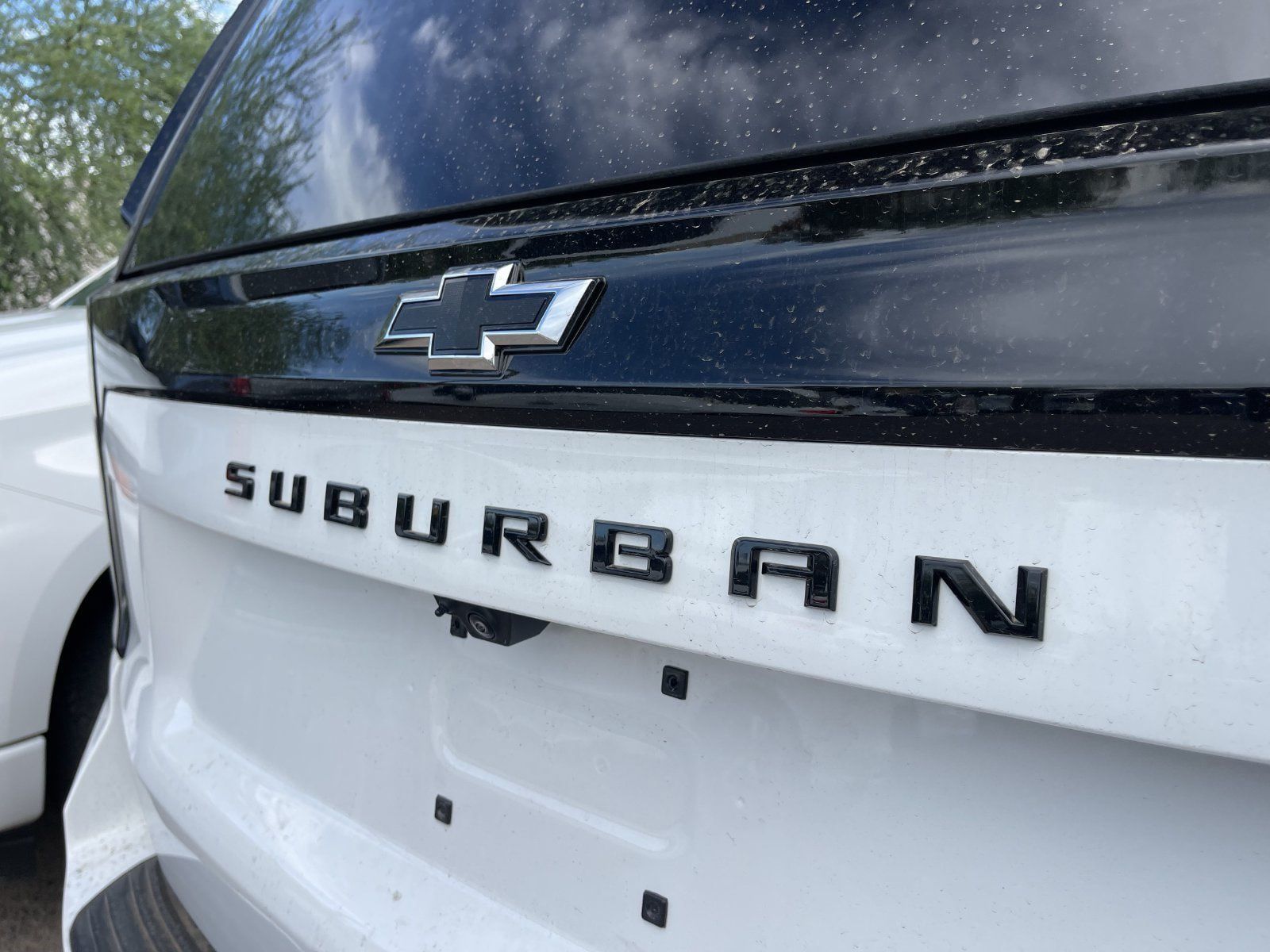 Used 2026 Chevrolet Suburban LS w/ LS Custom Edition AWD/4WD image 4