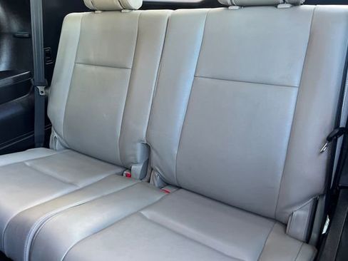 Used 2012 MAZDA CX-9 Touring w/ Moonroof & Bose Audio Pkg image 17