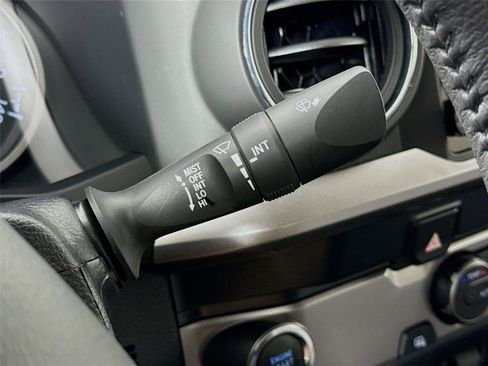 Used 2023 Toyota Tacoma SR5 w/ Technology Package RWD image 6