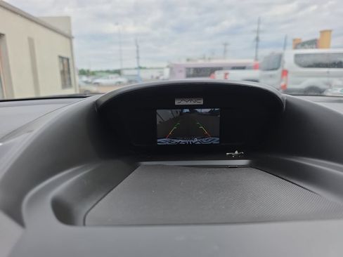 Used 2017 Ford Escape SE FWD image 18