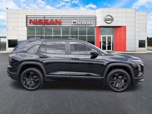 Used 2026 Chevrolet Equinox LT w/ Midnight Edition image 2