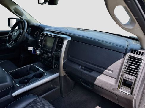 Used 2017 RAM 1500 Sport w/ Black Ram 1500 Sport Group RWD image 29